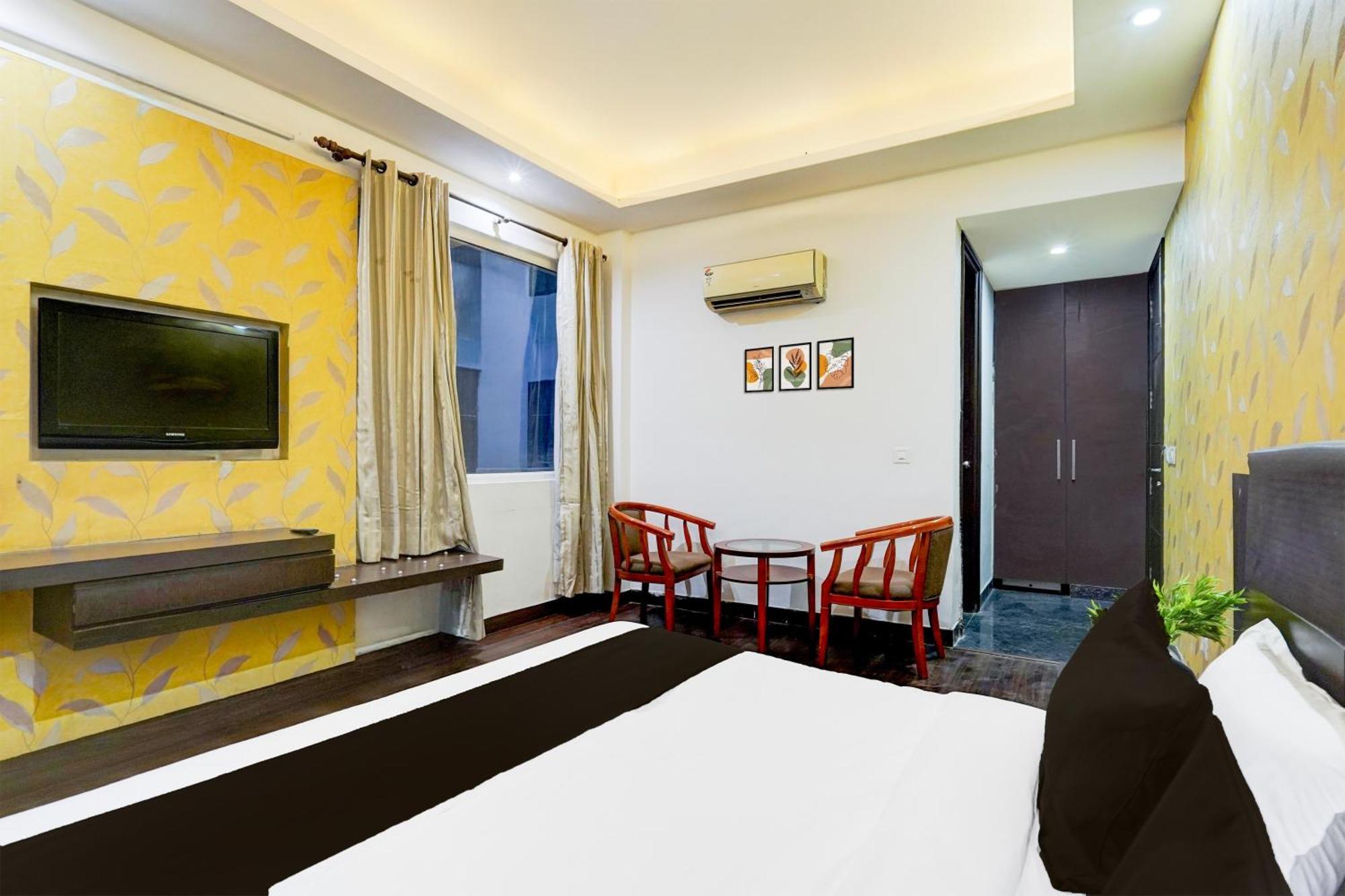 فندق Super Townhouse Sector 51 Noida Near Metro Station المظهر الخارجي الصورة